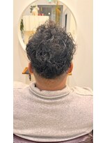 シーズ(Seeds) 【メンズ】ツーブロック×ツイストパーマ