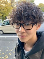 カットインプレイスズー(Cut in place Zoo)&nbsp;スパイラルパーマ×ツーブロックマッシュ