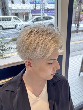 アンソル オブ リシェール(N'SOL of RICHAIR) ホワイトカラー/ブロンド/ホワイトシルバー/ブリーチ/南越谷