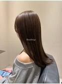 透明感と柔らかさを兼ね備えた「ヘーゼルベージュ」カラー