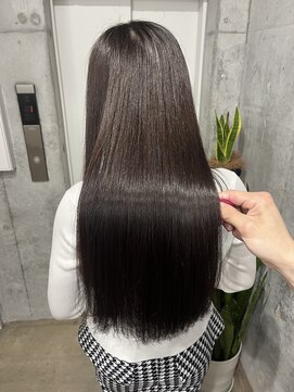 アンフィニ 延岡(Anfini) 暗めのアイスラテカラー