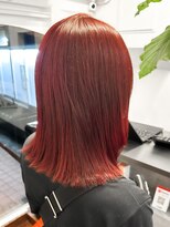 ラレイ ハラジュク(Lalei harajuku)&nbsp;【白石】ブリーチなし赤髪バーガンディレイヤーボブミディアム
