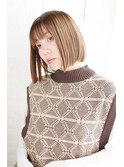 ボブ_エッジの効いたタッセルカットスタイル