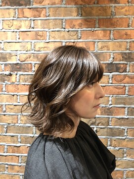 エヴリンアンドペイジ(Evelyn&paige) ミディアムボブ