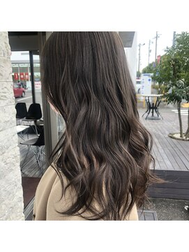 フォルテ 草薙店 透明感◎グレージュカラー
