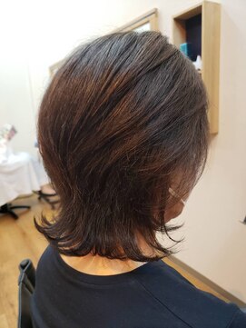シャンディア(SHANDIA) 外ハネレイヤースタイル　【袋井/オーガニックカラー/髪質改善】