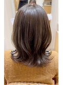 カーキアッシュのボブルフ
