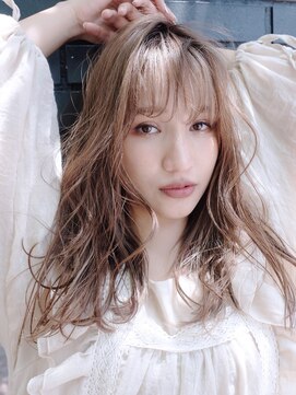 アルバム 銀座(ALBUM GINZA) 大人かわいいロングヘア_外ハネボブセクションカラー_38562