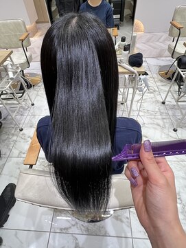 ゼスト フィーノ(ZEST fino) 【ナツミ】暗髪で艶髪へ♪