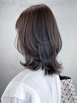 アイティーバイアルバム 藤沢店(IT by ALBUM) レイヤーミディ_マチルダボブピンクベージュ_ba463752