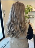 ホワイトグレージュカラーハイトーンカラーケアブリーチカラー