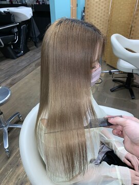 リーホリエ(Lee Horie) 【Gyo】髪質改善×シルキーブロンド