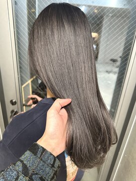 エウペ 渋谷(WEUPE) 斜めバング/グレージュカラー/デザインカラー/シルキーベージュ