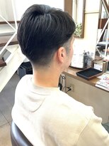 コアフィールフィス(COIFFURE fils) 【見附 今町】似合わせカット センターパート アップバング