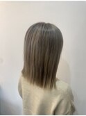 大人女子ケアブリーチ透明感カラー