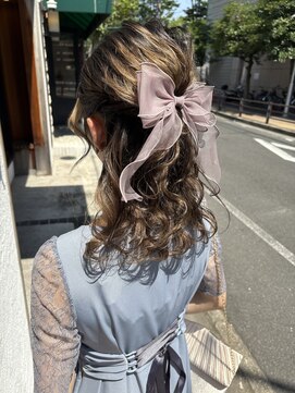 デコヘアー キートス(DECO HAIR kiitos) ハーフアップアレンジ