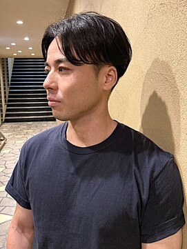 リアイス(Re:ICE) センターパート刈り上げショートヘア/ビジネススタイル/目白