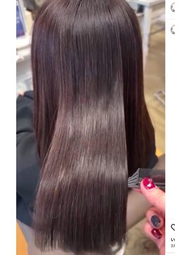 ヘアアトリエ ナイン(hair atelier nine) トリートメントを入れて栄養満点