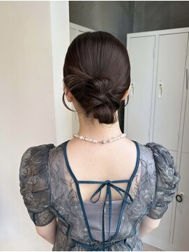 ナナローネス 渋谷(nana loness) ☆結婚式お呼ばれタイトシニヨン☆