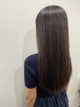 シャンティ(Shanti) 縮毛矯正専門店による縮毛矯正&髪質改善トリートメント