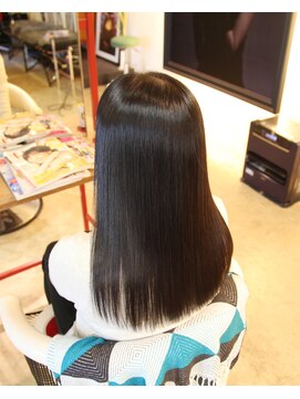 エッセンシャルルックス(Essential Looks) シルクストレート