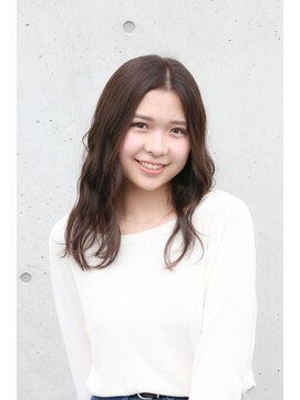 リスブラン(Lis blanc) 大人可愛いナチュラルアッシュ【清瀬・所沢】