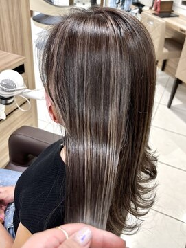 アッシュ 高円寺店(Ash) 白髪ぼかしハイライトミルクティーアッシュ