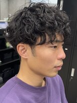 フイ 代々木(Hui)&nbsp;波巻きパーマ/メンズパーマ/メンズツーブロックコンマヘア束感