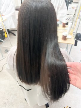 フルールバイアヴァンスクロス(Flulu by avance. cross) 大人っぽいグレージュカラー