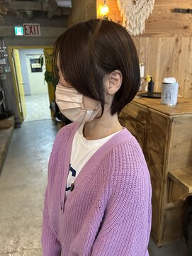 ウィークエンド(WEEKEND) 大人ブラウンショートスタイル