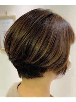 トップヘアー ネオ(TOP HAIR Neo)の写真/【枚方市駅徒歩2分】1人ひとりの骨格や髪質・クセを見極めデザイン☆再現性の高さも◎