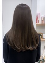 エイミー バイ ハセ(Aimee by HASE) 大人可愛いレイヤー × オリーブベージュ