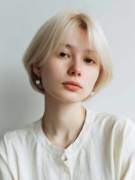 トクテ 吉祥寺(tokute) くびレイヤーエモージュグレージュカラーくびれショート/吉祥寺