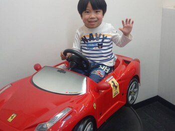 スマイルヘアー 中野(Smile hair)の写真/【平日19時まで受付】お子様のキッズカットに♪家族で一緒にカッコよくスタイルチェンジできます☆