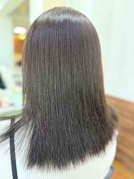 アークスヘアー オンブレグレージュオリーブベージュくびれミディ大人美人