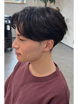 ルーチェ(Lu-che) 流行りの毛流れを作るメンズカット