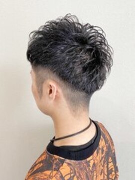 アース 大井町店(HAIR & MAKE EARTH) 無造作メンズベリーショート☆ツーブロックアッシュブラウン