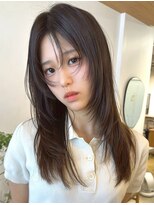ケーツー心斎橋 クイーンズガーデン バイ ケーツー(K two QUEEN'S GARDEN by K two) 【吉田】ハッシュカット/透明感グレージュカラー/レイヤーカット