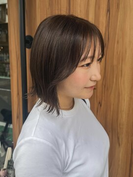 エルナ(ELNA) 顔周りレイヤーが可愛い外ハネボブ×柔らかブラウン