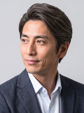 アルム 恵比寿(ARUIM) イケおじハイライトメッシュ白髪染めグレーカラーメンズヘア