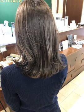 キアラ(Kchiara) ビフォーアフターレイヤーミディアムkchiara福岡川野直人