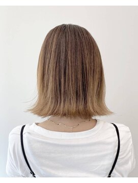 シエスタ バイ アンブルリュクス(siesta by amble luxe) 切りっぱなし外ハネボブ