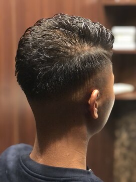 ヒロギンザ 田町店(HIRO GINZA) スキンフェード×サイドパート×ソフト濡れパン