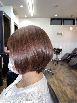 美容室 夢先案内 髪質改善+クセ緩和　ドクタートリートメント　丸みショートボブ