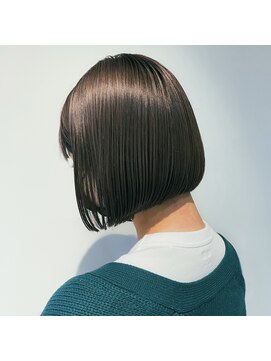 アルヴァ(ALVA) ○首の綺麗に見えるミニボブ（那覇　新都心）