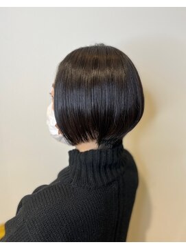 タヤ 東急百貨店吉祥寺店(TAYA) ２０代３０代４０代黒髪前髪なしハンサムショートボブ
