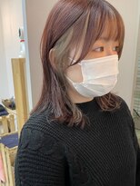 キューズ クラブ(cuz KLUB)&nbsp;【cuz KLUB】顔周りインナーカラーベージュ×レッドカラー