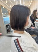 【阿部もえる】丸みの残る切りっぱなしボブ