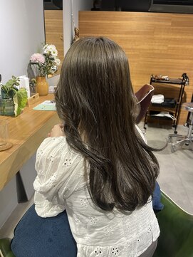 310 オリーブグレージュカラー