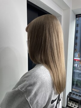 アロマ ヘアー ルーム 新宿店(AROMA hair room) 王道 ホワイトピンクベージュ